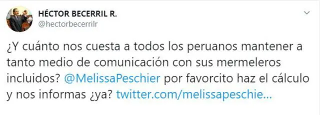 Héctor Becerril menciona a Melissa Peschiera en Twitter.