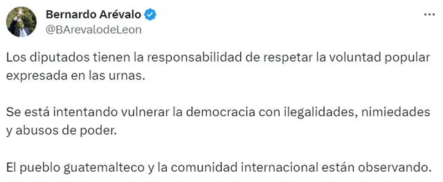 Bernardo Arévalo advirtió a los diputados a tomar acciones responsables por el futuro del país. Foto: @BArevalodeleon/Twitter   