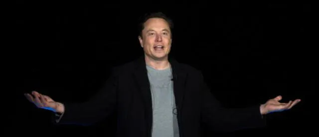 Elon Musk lanza oferta para comprar Twitter por miles de millones de dólares