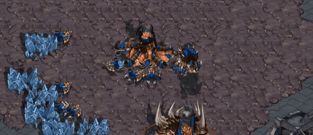 El clásico StarCraft con su expansión Brood War son totalmente gratuitos para PC y puedes invitar a tus amigos a una partida fácilmente.