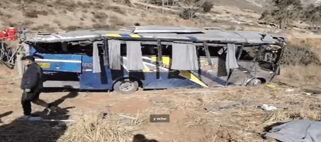 Tragedia en Tarma: serían 7 miembros de 'Antología del Folklore' fallecidos tras volcadura de bus