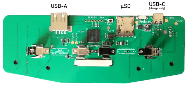 Crean una mini PC de bolsillo con costo de 15 dólares y puede ejecutar Doom