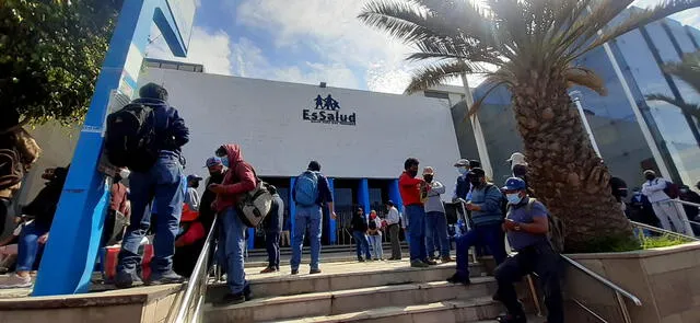 Arequipa: trabajadores de Construcción Civil denuncian presuntos maltratos en EsSalud