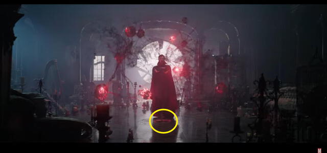 Tráiler de Doctor Strange in the multiverse of madness nos mostraría al mago usando el Darkhold. Foto: Composición/Marvel Studios
