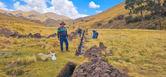  Las comunidades trabajan arduamente para alcanzar agua potable y servicios higiénicos. Foto: Municipalidad Distrital de Mañazo Oficial/Facebook   