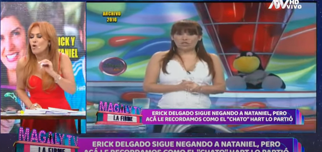 Magaly Medina viendo su imagen de hace 14 años. Foto: ATV.   