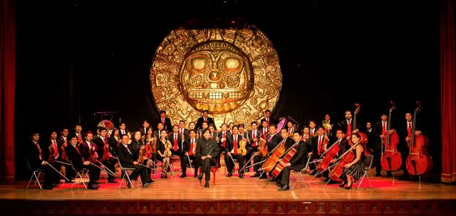 Orquesta Sinfónica del Cusco, dirigida por Theo Tupayachi. Foto: Difusión.