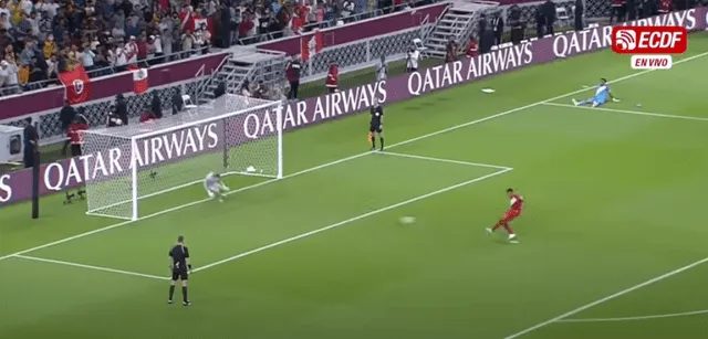  Álex Valera pateó el último penal en la definición ante Australia en el repechaje a Qatar 2022 Foto: captura de ECDF   