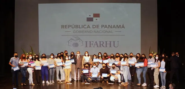 En agosto, Ifarhu realizará el pago a más de 43 mil estudiantes. Foto: Universidad Tecnológica de Panamá    