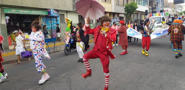 Arequipa: volvió pasacalle por el Día del Payaso Peruano tras 2 años de pandemia