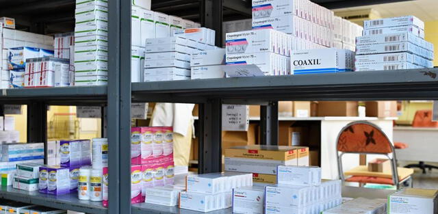  Walgreens responds to shifting retail trends with a major store closure plan impacting 1,200 locations nationwide. Photo: Freepik    