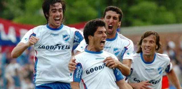 Luis Suárez fue campeón y el goleador en la temporada 2006 del fútbol uruguayo. Foto: Nacional