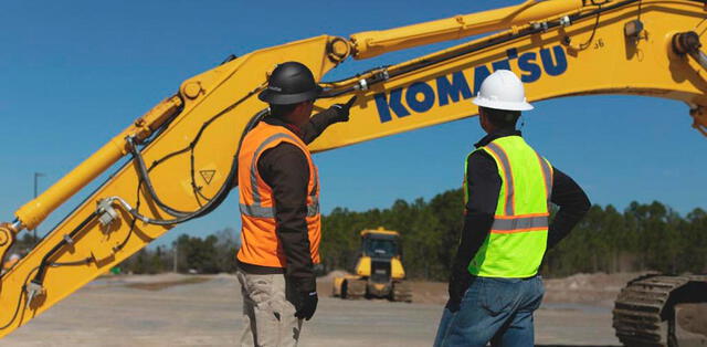 La mayoría de operadores de maquinaria pesada laboran en el interior del país. Foto: Komatsu Latinoamérica   