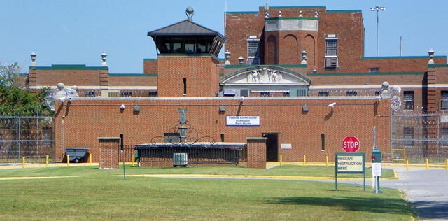  Terre Haute alberga a algunos de los delincuentes más peligrosos y notorios del país, condenados por crímenes graves como asesinato, narcotráfico y terrorismo. Foto: Federal Bureau of Prisons   