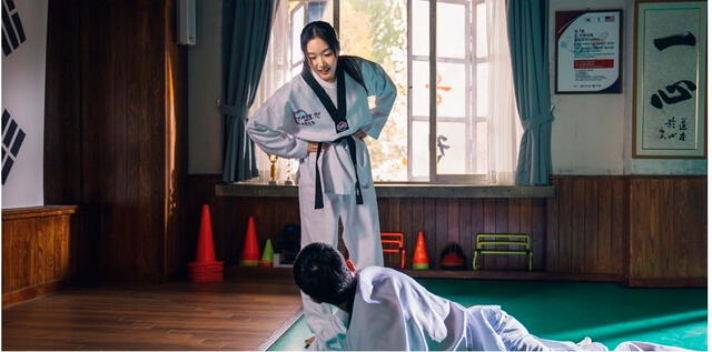 The king: the eternal monarch: La escena de acción de  Jung Tae Eul (Kim Go Eun) y  Kang Shin Jae (Kim Kyung Nam) se grabó en noviembre del 2019.