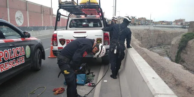 Dramático rescate de un joven que cayó por un acantilado al río Rímac [VIDEO]