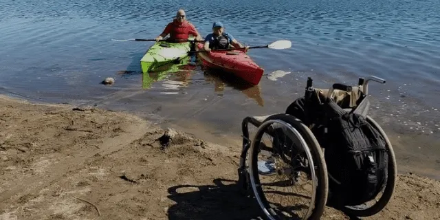 Usar silla de ruedas no limita a las personas a sumarse a realizar aventuras. Foto: Blog.yotambién   