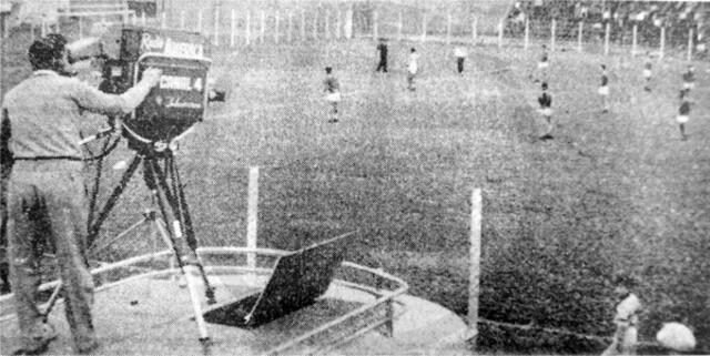  Así eran las primeras transmisiones de los partidos de fútbol. Foto: DeChalaca    