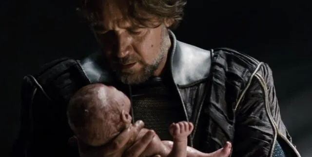 Russell Crowe como Jor-El en Man of Steel. Créditos: Warner Bros