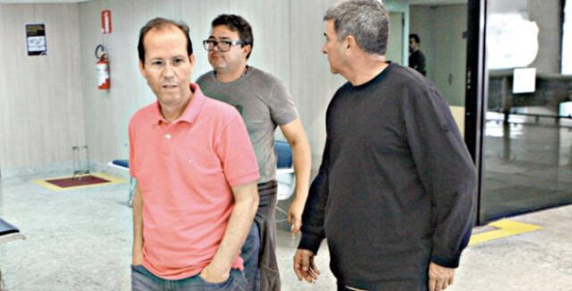 Exviceministro Jorge Cuba anunció que hoy llega al país y será detenido