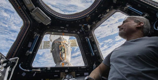  Mark Vande Hei en la Estación Espacial Internacional. Foto: EEI<br>    