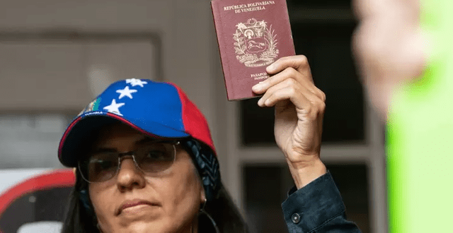  Es obligatorio tener un pasaporte válido. Foto: La FM<br>    