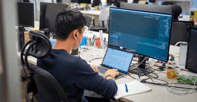 El salario promedio de un ingeniero de sistemas en Perú es de S/ 4.323. Foto: Andina El salario promedio de un ingeniero de sistemas en Perú es de S/ 4.323. Foto: Andina