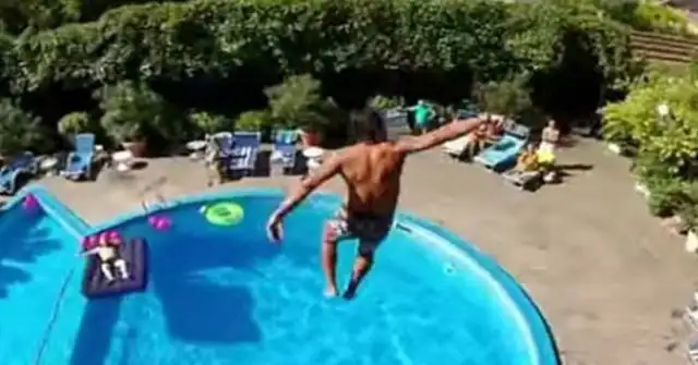 Balconing fulminante: el reto viral que ya ha cobrado una víctima mortal [VIDEO]