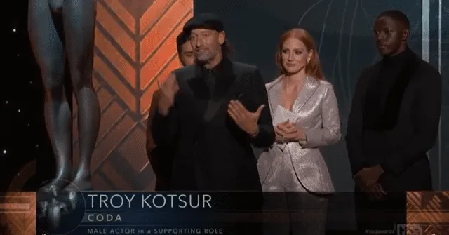 Troy Kotsur CODA SAG Awards 2022