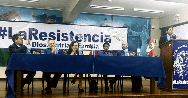  Evento. Excongresista Rosa Bartra comparte mesa con Maelo y Omi Mejía Pastor. Foto: difusión   