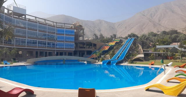 Las familias en verano optan por acudir a parques acuáticos para realizar varias actividades. Foto: referencial   