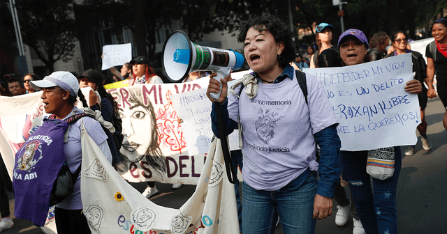  Marchas en Ciudad de México por condena de Roxana Ruiz. Foto: EFE    