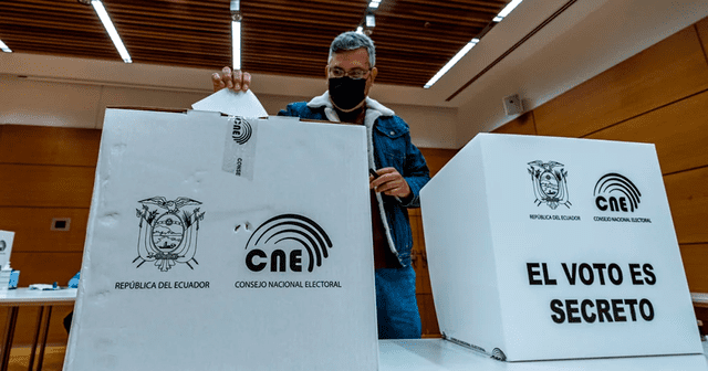 El CNE aprobó que las elecciones anticipadas en Ecuador se realicen el 20 de agosto. Foto: EFE   