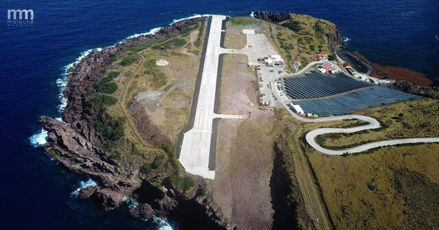  Es considerada la pista de aterrizaje más corta del mundo por sus 396 m. Foto: X/@Conradoaviacion.   