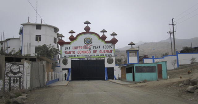  Entrada principal de la Universidad Santo Domingo de Guzmán. Foto: Sunedu   