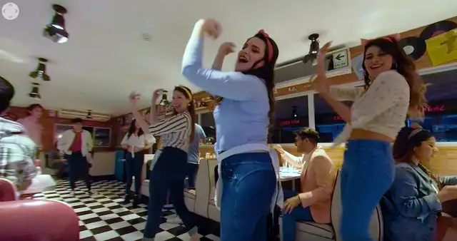 Daniela Zambrano presenta nuevo formato de video.