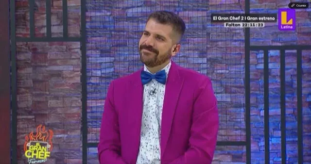 José Peláez se mostró conmovido por las frases de Ricardo Rondón. Foto: captura de Latina Televisión 