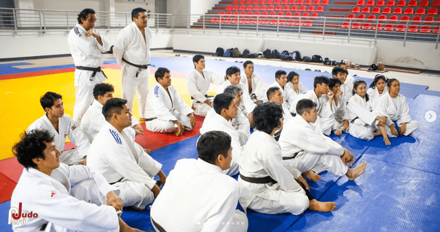  Los alumnos en entrenamiento de Judo. Foto: Judo Perú   