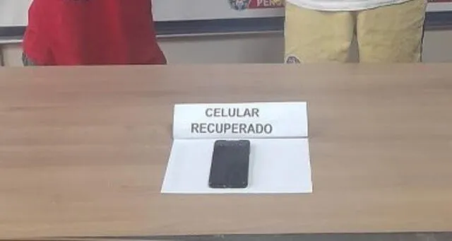 Celular.