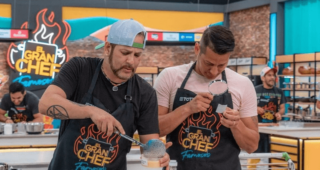Ricky Trevitazo y Luigui Carbajal ingresaron como retadores en la nueva temporada de 'El gran chef: famosos'. Foto: Latina    