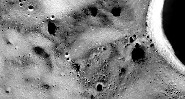 Área cerca del polo sur lunar. Aquí será el lugar para el aterrizaje del módulo Nova-C. Foto: NASA
