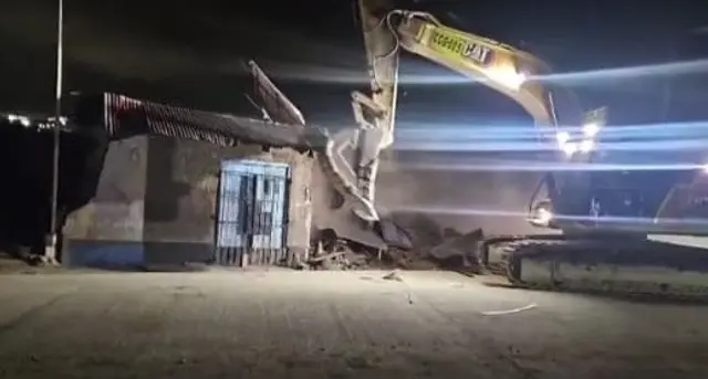 Viviendas de pobladores han sido demolidas a pesar que juez ordenó no destruirlas. Foto: La República   