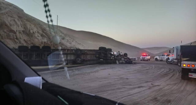 Chofer y copiloto mueren calcinados en incendio de trailer en Arequipa [VIDEO]