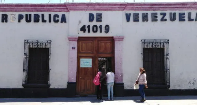 Aula de colegio nacional en Arequipa colapsó a poco de iniciar año escolar [FOTOS y VIDEOS]