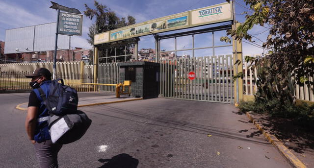 Terminal terrestre de Arequipa luce cerrado ante nuevas disposiciones. Foto: Oswald Charca / La República