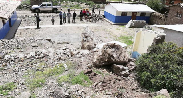 Cusco: Roca de dos toneladas cayó sobre institución inicial en Calca
