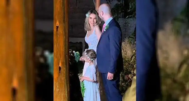 Juliana Oxenford y la unión religiosa con su esposo. Juliana Oxenford y la unión religiosa con su esposo.