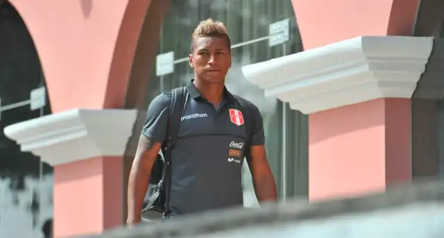 Selección peruana llegó a Arequipa para su partido contra Costa Rica  [FOTOS y VIDEO]