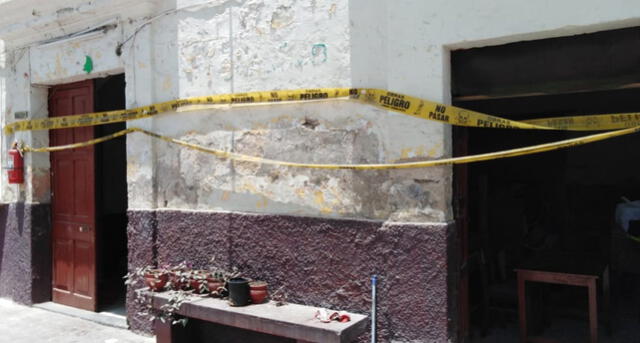 Aula de colegio nacional en Arequipa colapsó a poco de iniciar año escolar [FOTOS y VIDEOS]