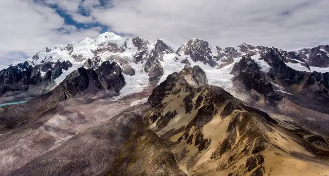 Cusqueños luchan por proteger el nevado de Ausangate [FOTOS y VIDEOS]